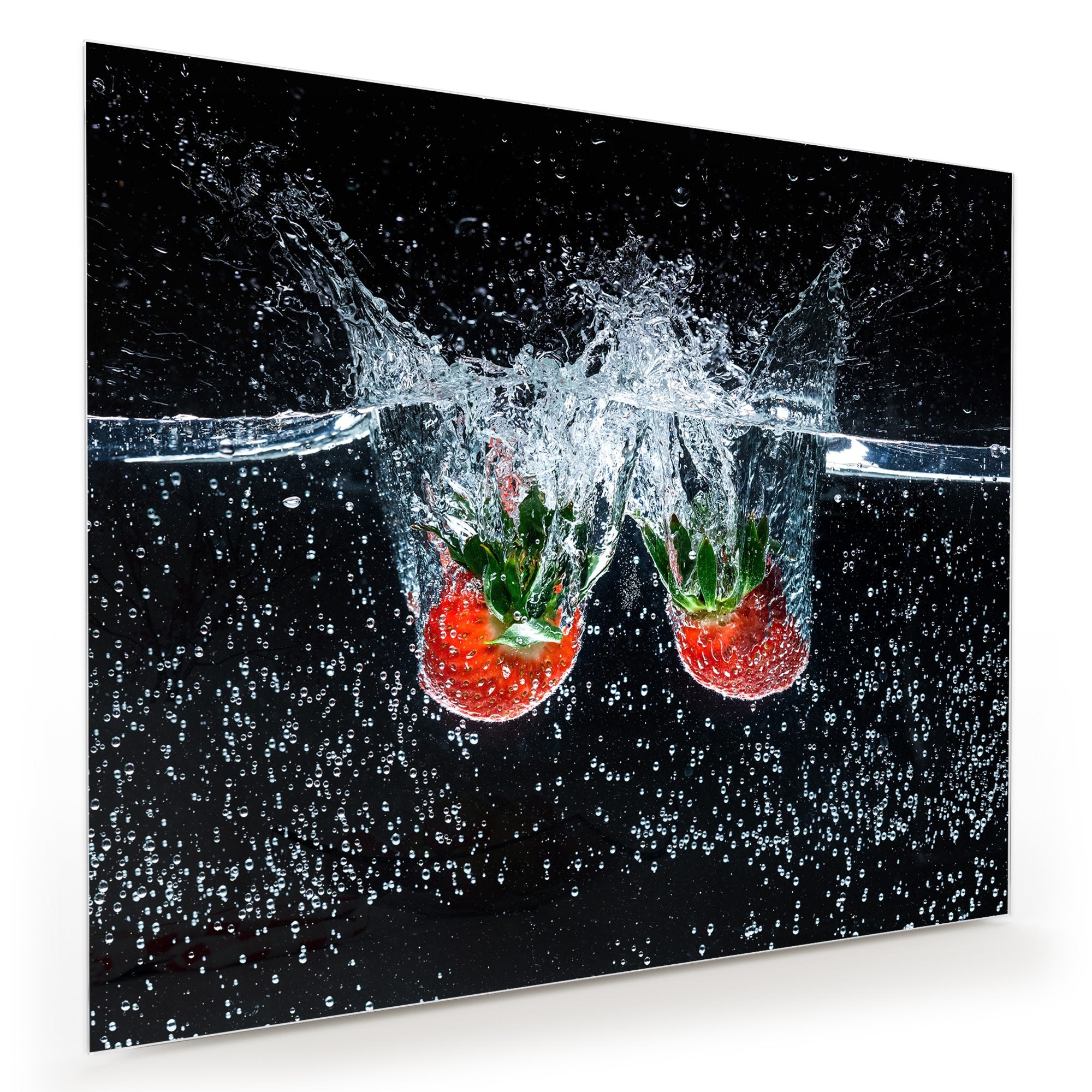 Wandbild - Erdbeeren in Wasser fallend