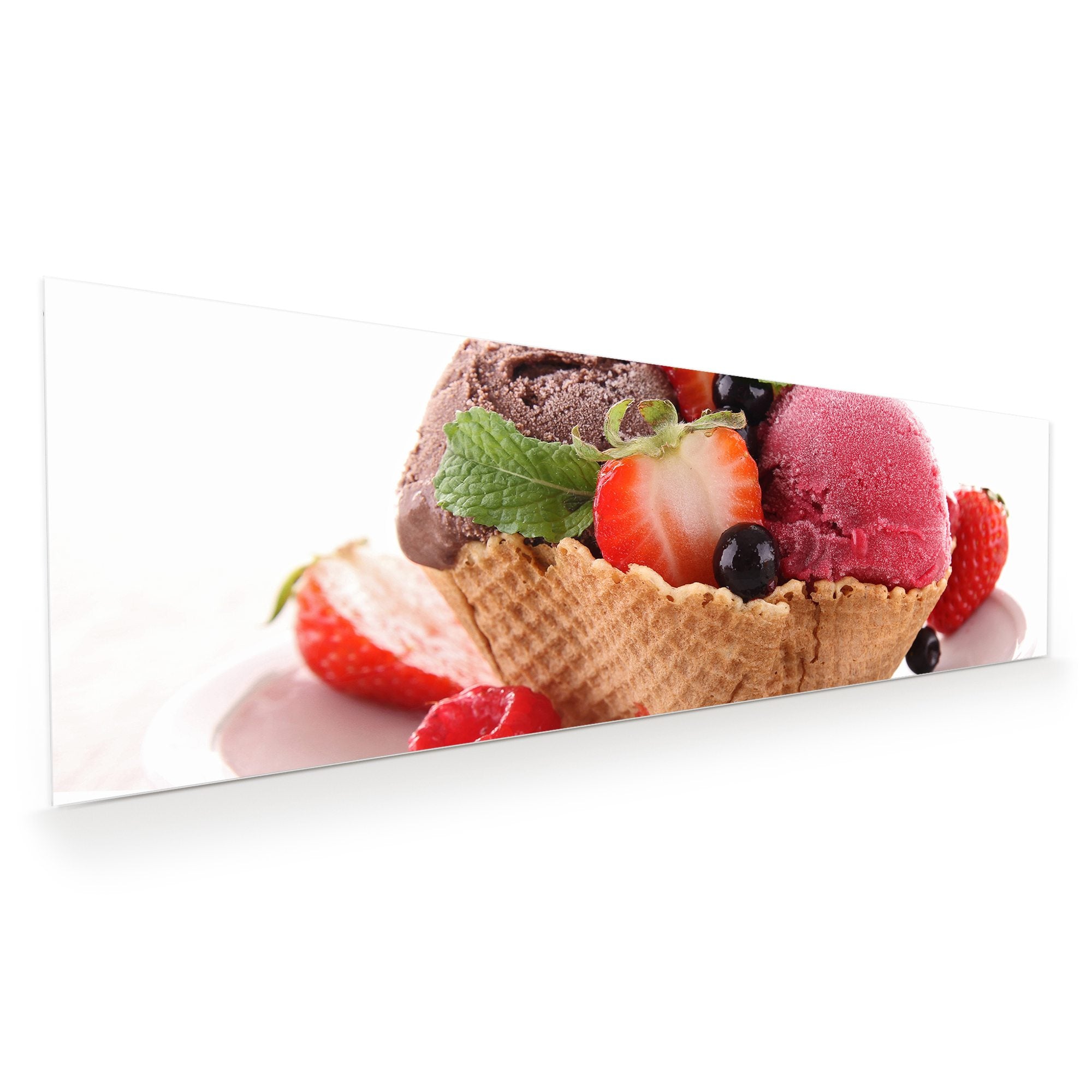 Wandbild - Eis in Waffel mit Früchten