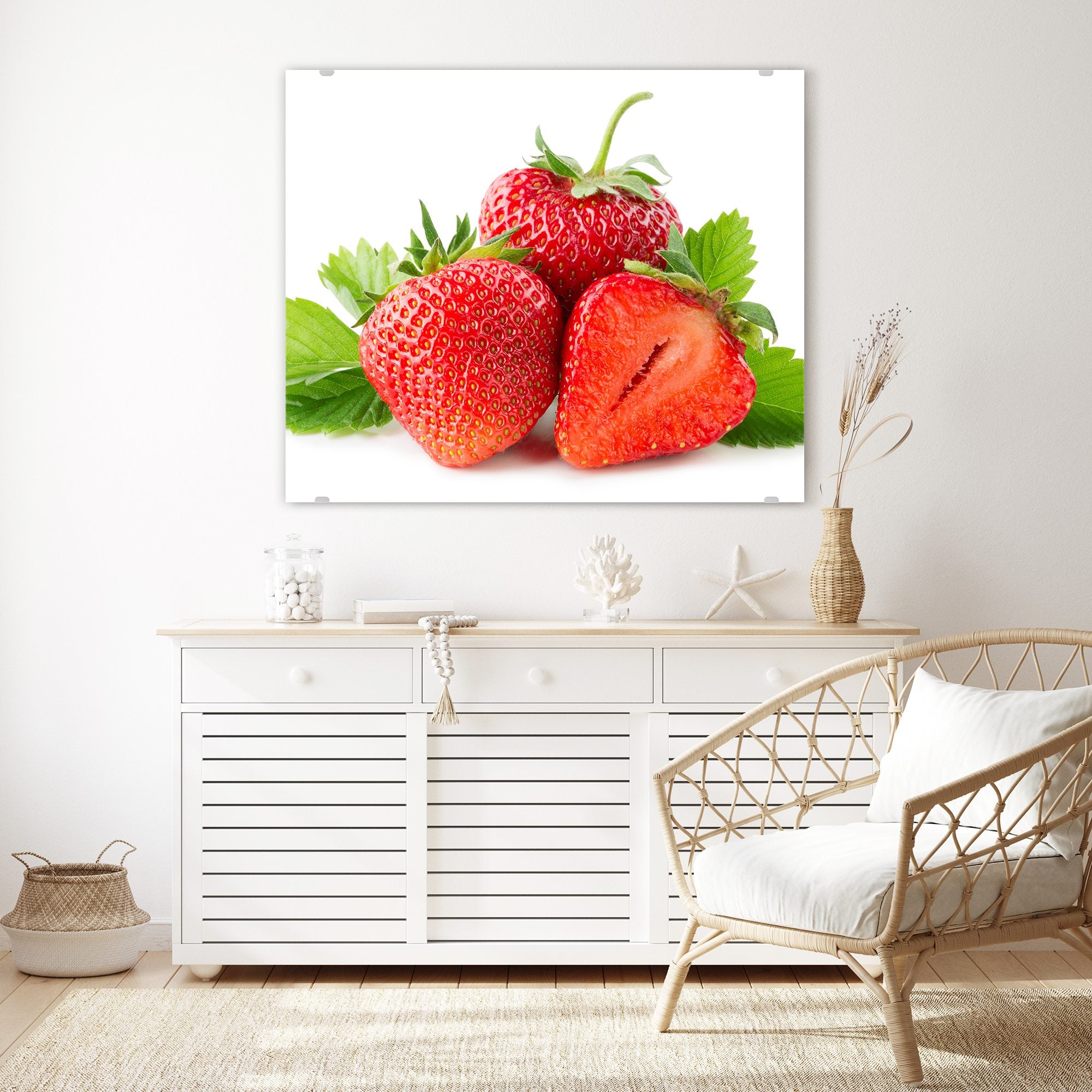 Wandbild - Drei Erdbeeren mit Blättern