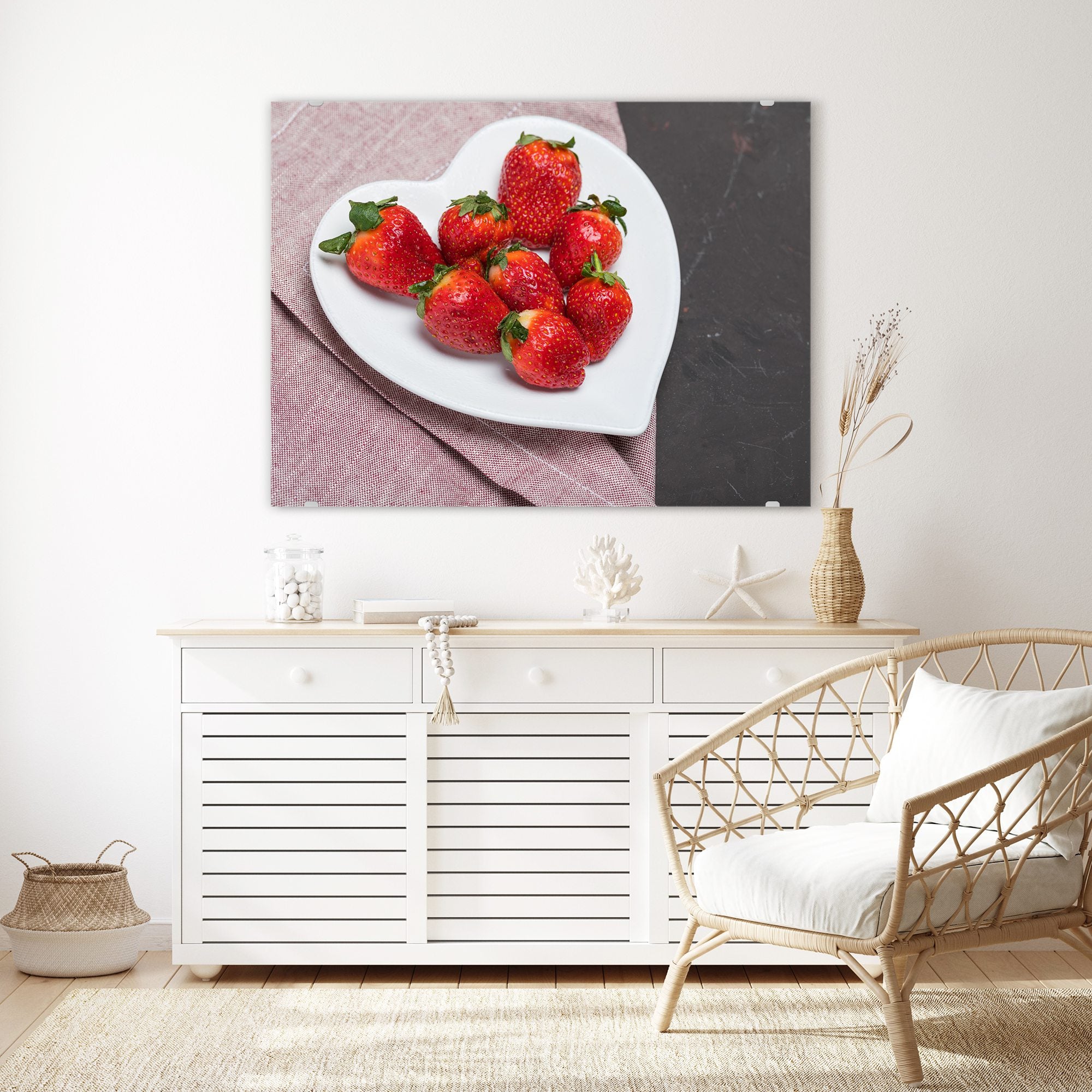 Wandbild - Herzteller mit Erdbeeren