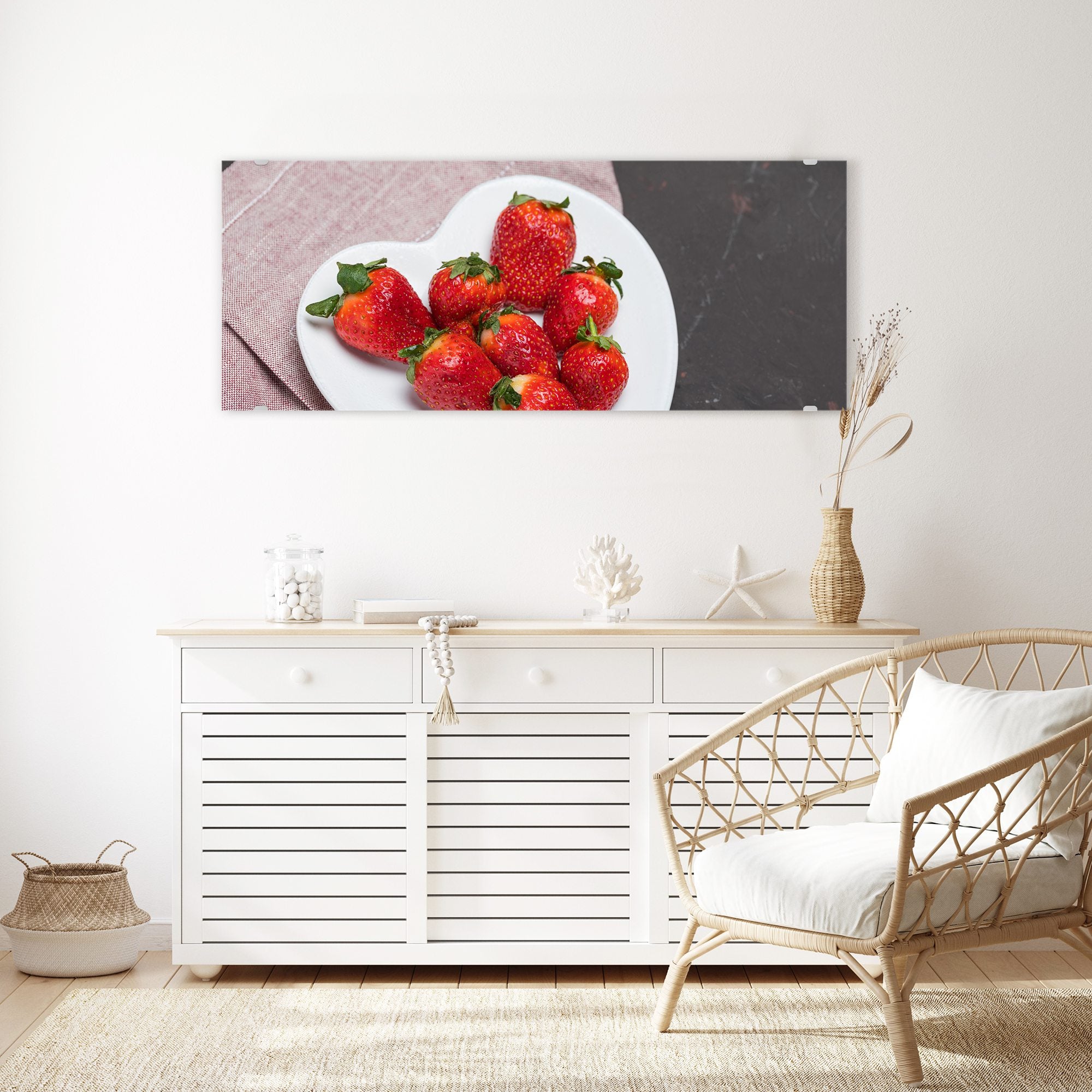 Wandbild - Herzteller mit Erdbeeren