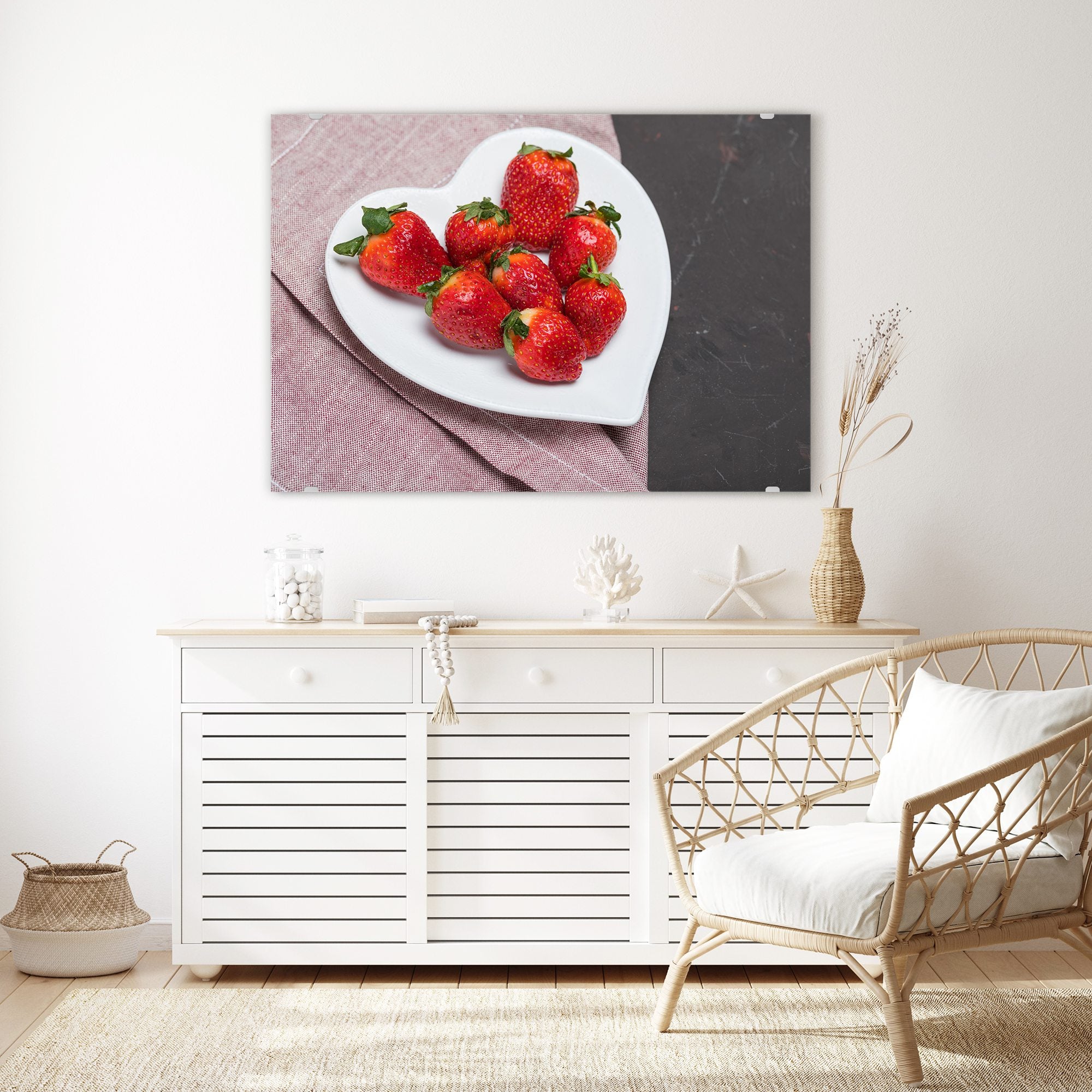 Wandbild - Herzteller mit Erdbeeren